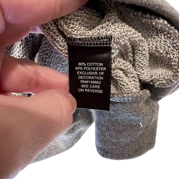 Torrid Heather Embellished Rhinestone Raglan Short Sleeve Sweatshirt Gray Sz 00 - Picture 4 of 6